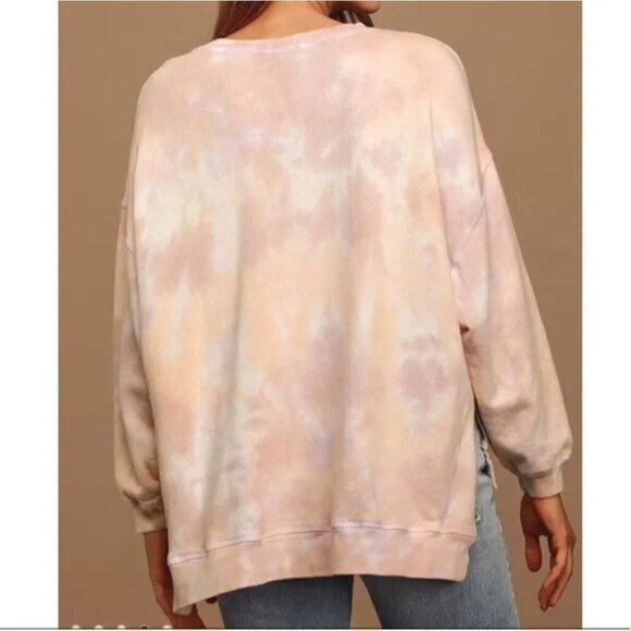 Found LA Pink Blush Tie Dye Oversized Sweatshirt Size M - Picture 4 of 8